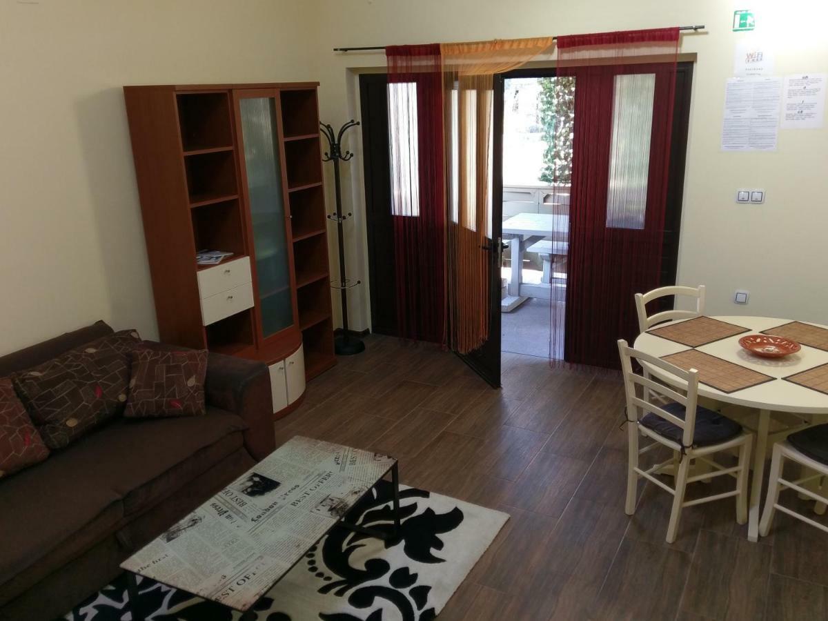 Apartments Ingrid Novigrad Istria 外观 照片
